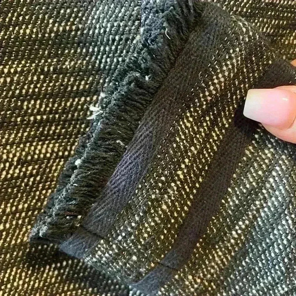 Vince Black Off White Zip Up Tweed Jacket/Blazer with leather trim Size 2. - Picture 5 of 12